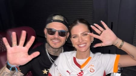 Mauro Icardi y la China Suárez con la camiseta de Galatasaray. Foto: Instagram @sangrejaponesa.