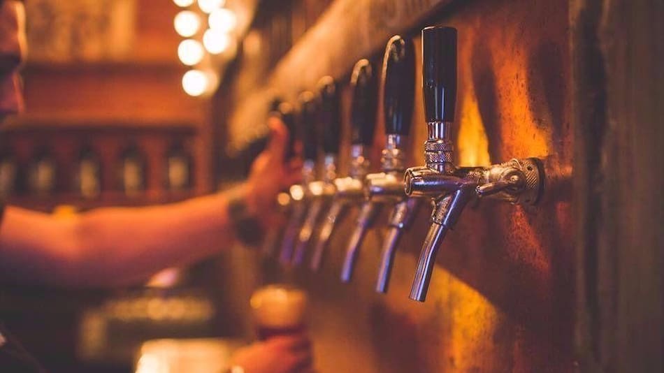 Avanza el impuesto a las cervezas