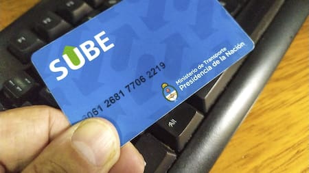 Registrar la tarjeta SUBE. Foto: NA