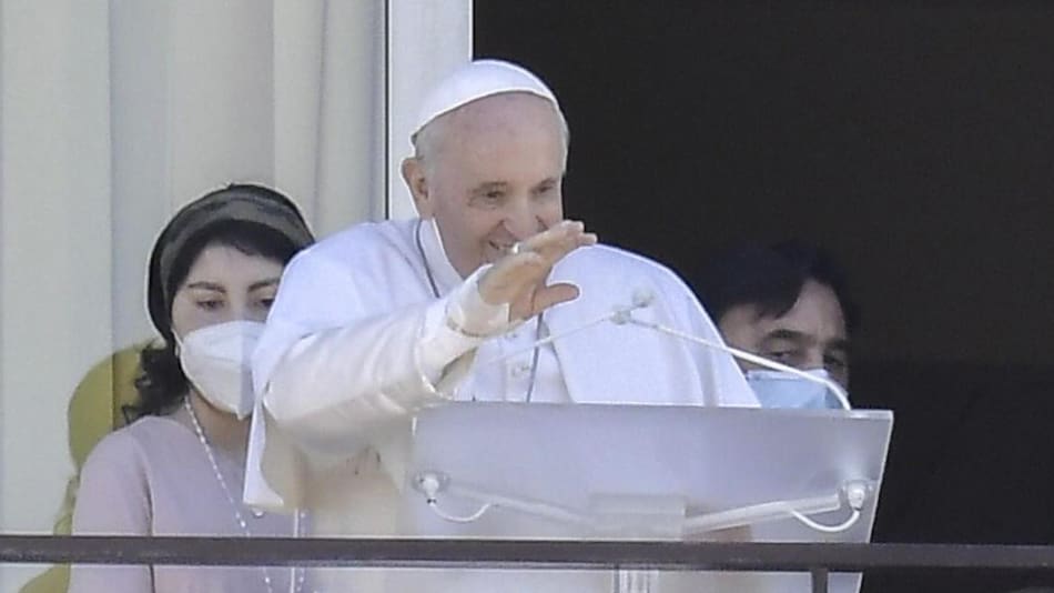 Papa Francisco, Iglesia, internación en Roma, NA