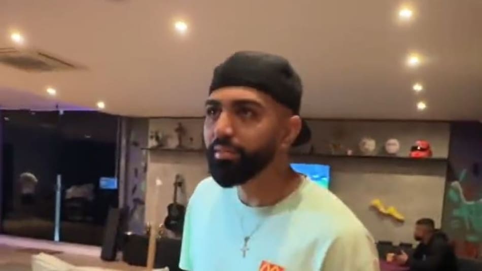 La reacción de Gabigol al ver el escudo de River Plate. Foto: captura de video.