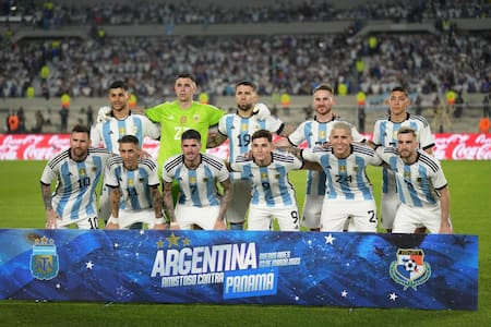 El 11 de la Selección Argentina vs. Panamá. Foto: NA.