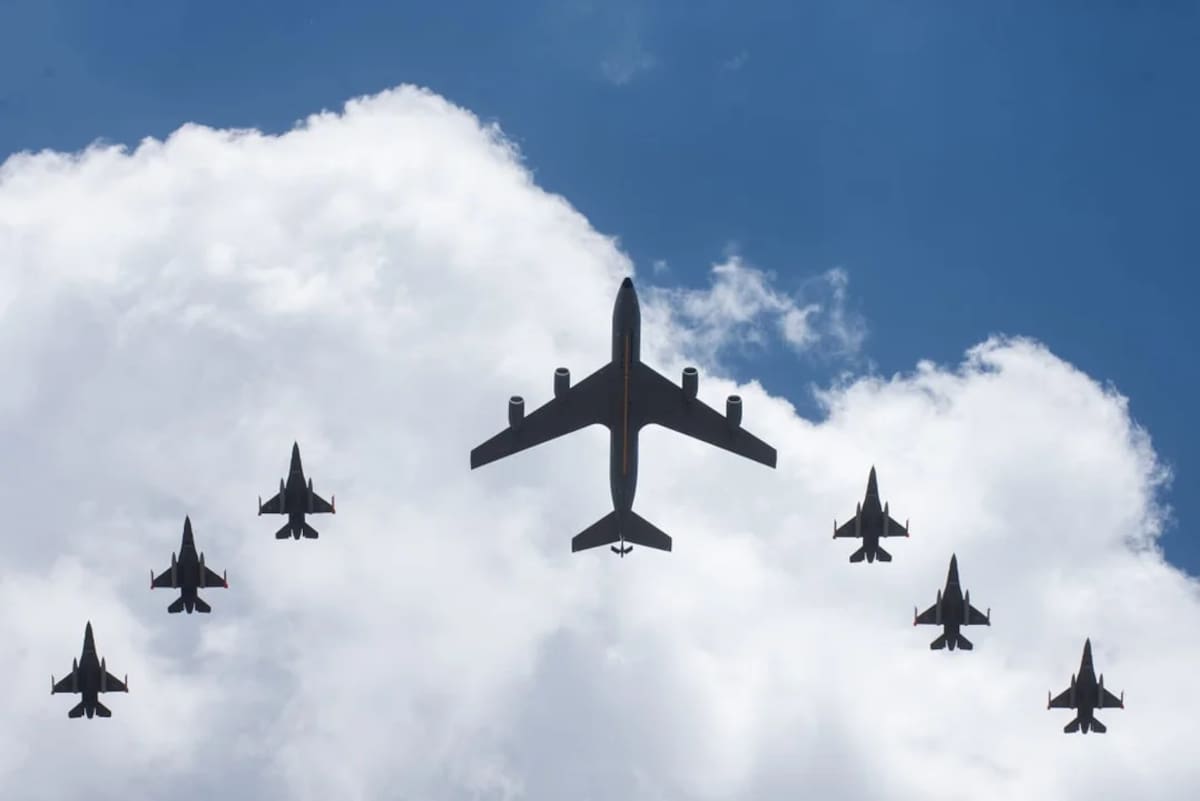 Aviones F-16.