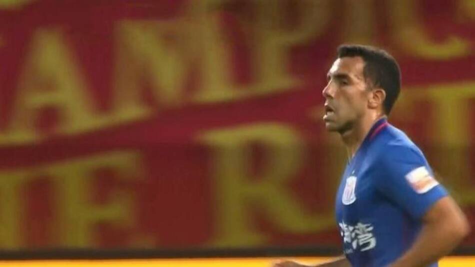 Gol de Tevez en China