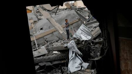 Destrozos en la Franja de Gaza. Foto: REUTERS/Hatem Khaled.