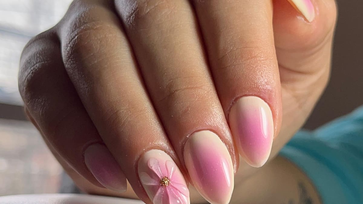 Adiós a las uñas recargadas: 6 diseños delicados que marcan tendencia esta temporada 2025