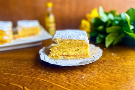 La zuppetta napoletana lleva hojaldre, crema pastelera y bizcocho genovés. Foto: Gentileza GialloZafferano Blog.