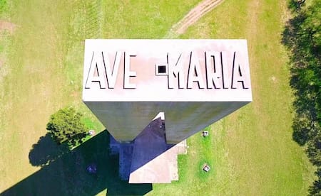 Monumento a Kennedy en La Pampa. Foto: NA