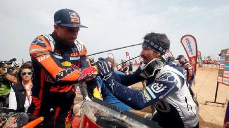 Skyler Howes y Kevin Benavides. Foto: Reuters