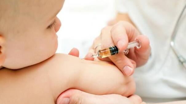 Francia ampliará la vacunación obligatoria en bebés contra la meningitis desde 2025