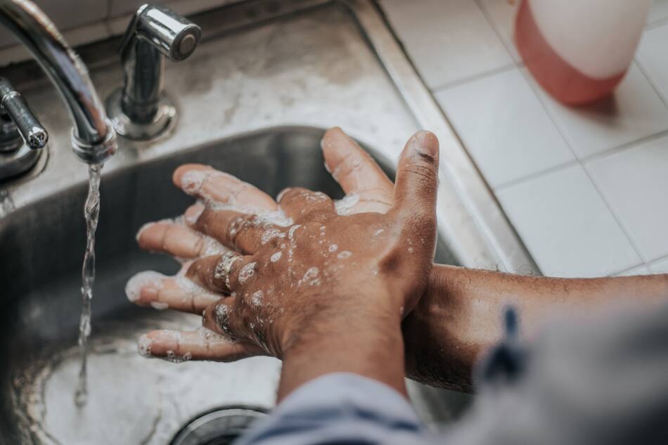 Lavado de manos. Foto: Unsplash