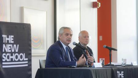 Alberto Fernández en la Universidad The New School, en Nueva York. Foto: Telam.