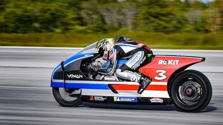 Una moto eléctrica supera los 460 km/h