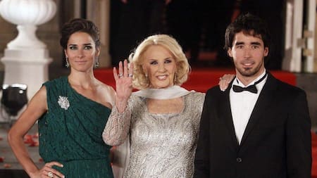 Mirtha Legrand y Juana Viale y Nacho Viale