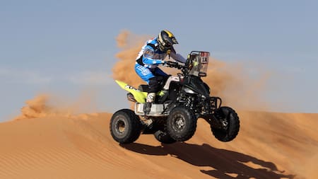 Manuel Andújar, el fanático de Boca que volvió a llevar la bandera argentina a lo más alto en el Rally Dakar