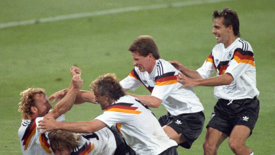 Andreas Brehme en Italia 1990. Foto: Reuters.