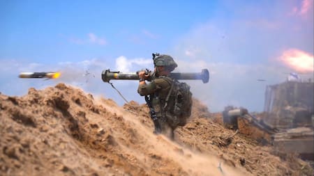 Soldado israelí en la Franja de Gaza; guerra Israel-Hamás: Foto: X @idfonline