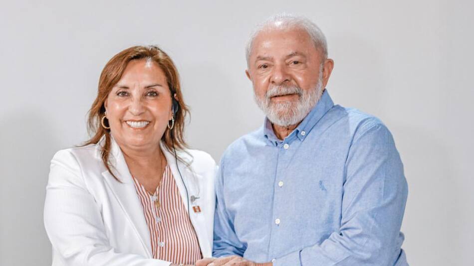 Lula da Silva y Dina Boluarte. Foto: Twitter @Lula.