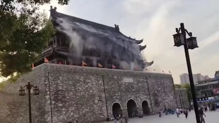 Se derrumba el techo de un monumento histórico en China. Fuente: CAPTURA