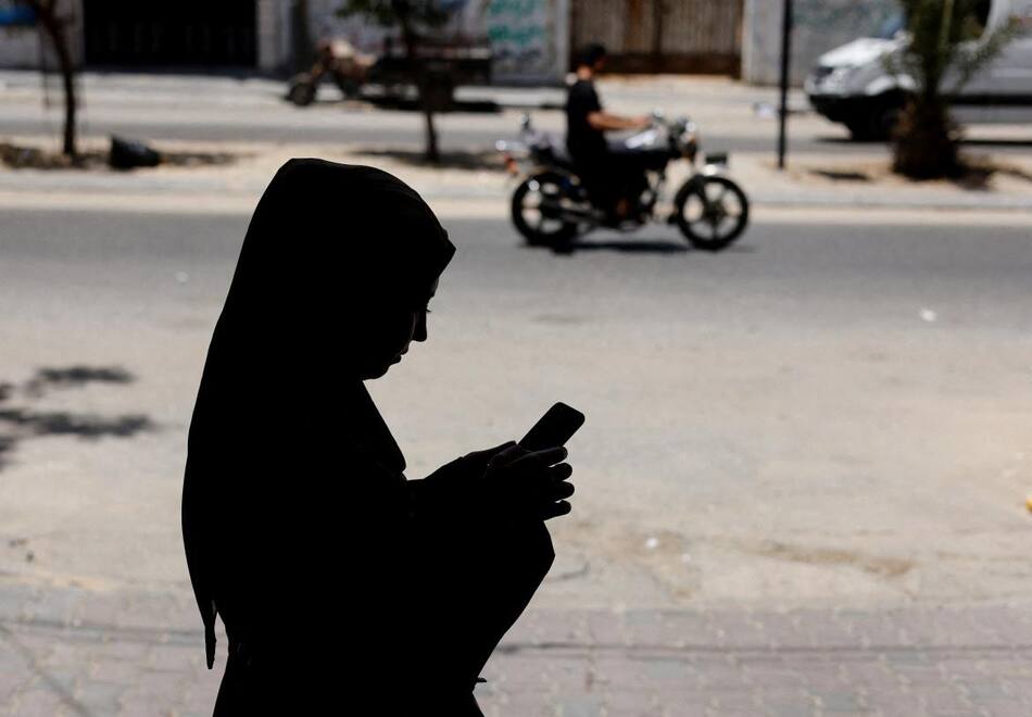 Mujeres denuncias abusos en Franja de Gaza, Reuters