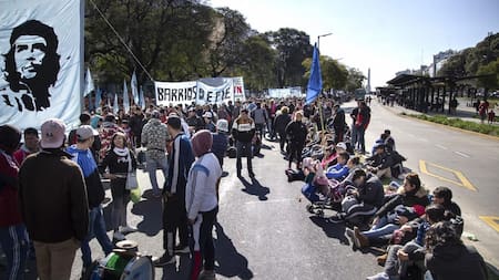 Barrios de pie, corte en avenida 9 de julio, marchas, protestas, piquetes, Foto NA