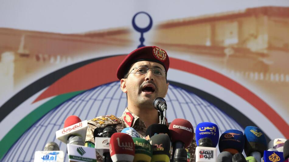 Yahya Sarea, portavoz militar de los huties de Yemen. Foto: EFE.