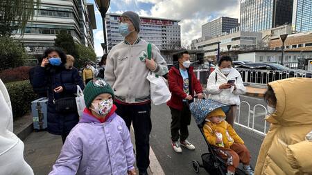 China dice que "no hay razones para preocuparse" por brote de enfermedades respiratorias. Reuters