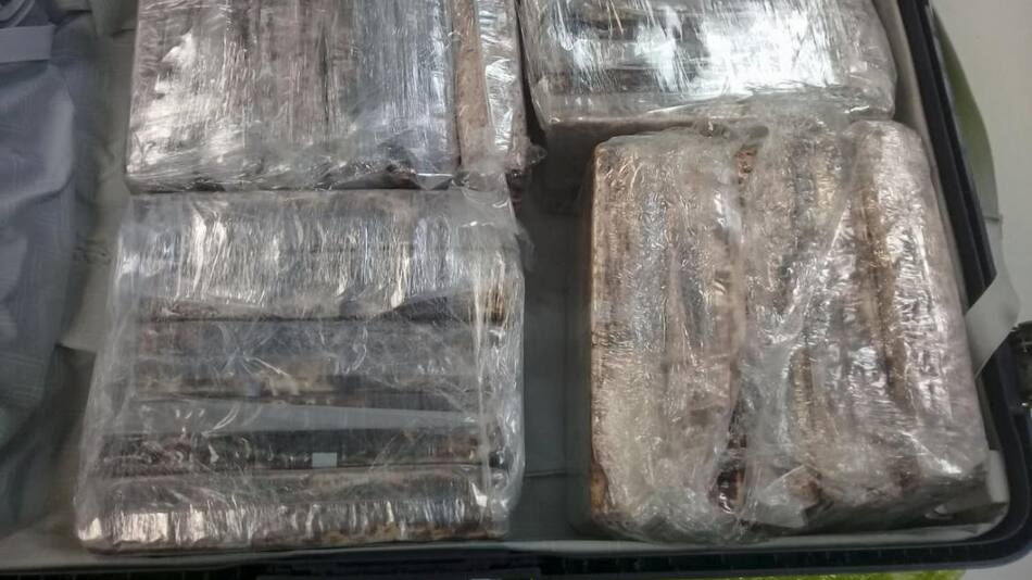 Secuestro de cocaína en Aeropuerto de Ezeiza, AGENCIA NA
