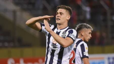 Federico Girotti, delantero de Talleres. Foto: NA