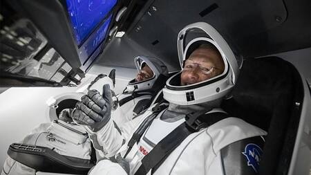 Tripulantes de la nave Crew Dragon, AGENCIA NA