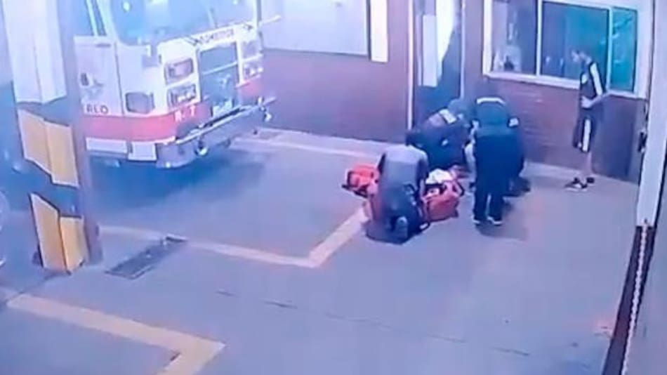 Bomberos de Merlo salvaron la vida de una beba