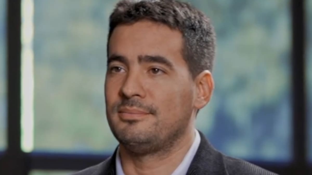 ¿Quién es Adrián Ravier, el nuevo vocero presidencial?