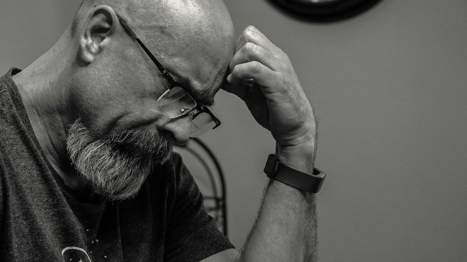 La caída de cabello, un problema que afecta a muchas personas. Foto: Pexels.
