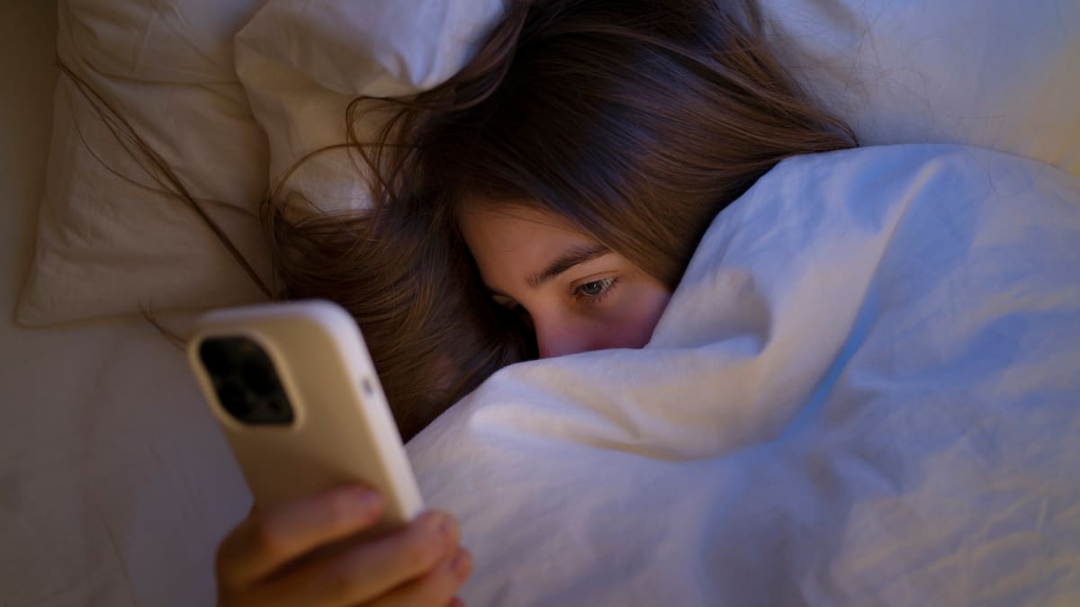 Qué es el ‘dry texting’ y cómo afecta a las relaciones.