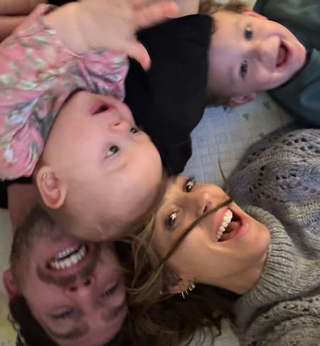 Noelia Marzol y sus hijos. Foto:@noeliamarzolok