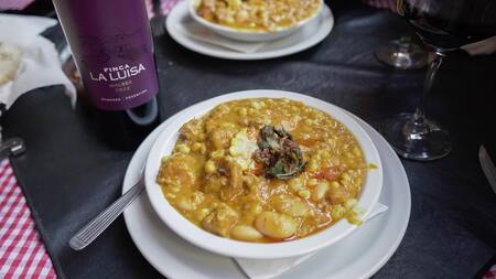 Un locro delicioso y abundante. Foto: Instagram @bodegon_la_morocha