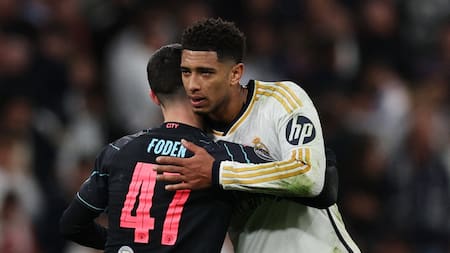 Jude Bellingham y Phil Foden. Foto: Reuters