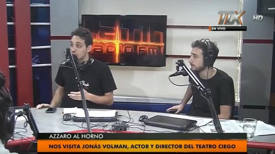 Jonas Volman y Miguel Rodríguez Pardo (actores del Teatro Ciego) en #AzzaroAlHorno - Radio Latina