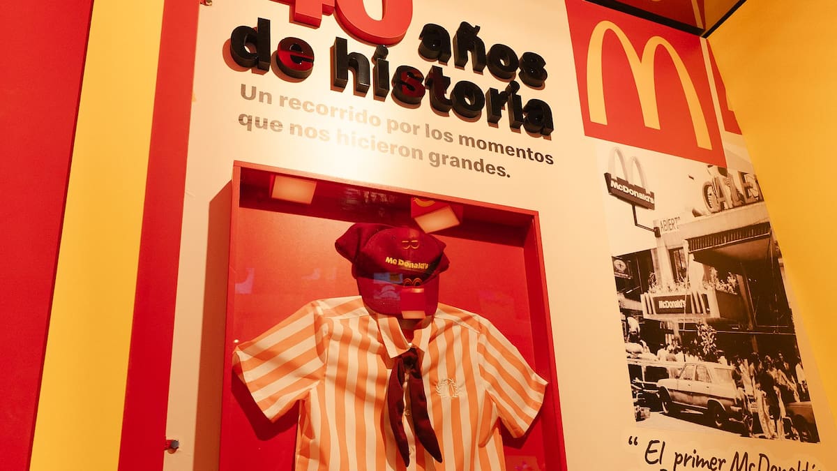 McDonal's celebra 40 años en la Argentina con una muestra nostálgica.