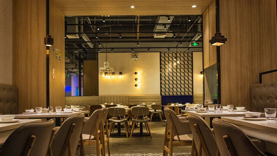 Restaurante vacío. Foto: NA.