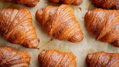 Día del Croissant: las principales diferencias con una medialuna clásica