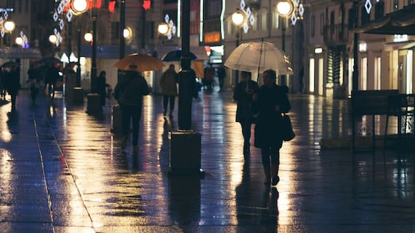 Muro de nubes y tormentas eléctricas: el pronóstico que amenace los festejos de Navidad y Año Nuevo