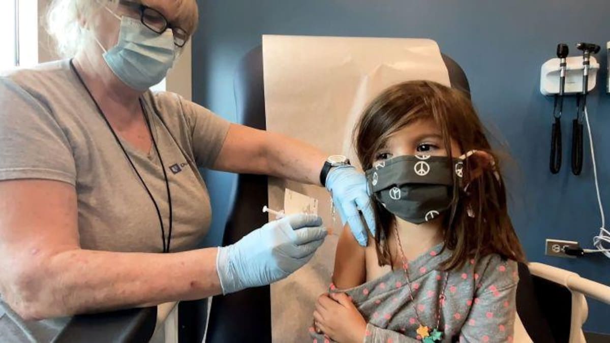Vacuna de Pfizer para menores de 5 años podría estar disponible en febrero