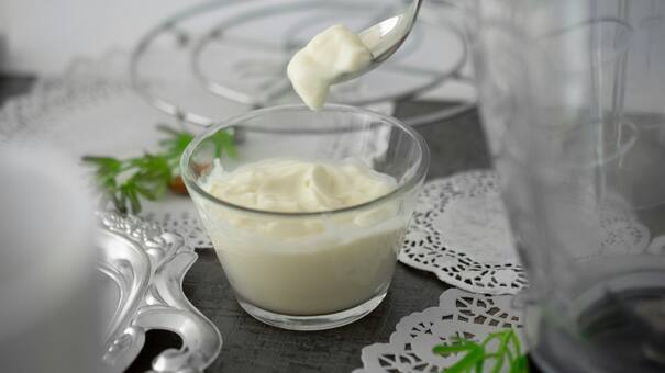 Los beneficios del yogur para la salud y qué enfermedades ayuda a prevenir