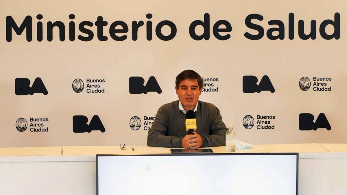 Fernán Quirós, ministro de Salud de la Ciudad, NA