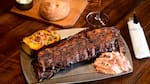 Ribs americanas: el secreto para que queden perfectas, “se cocinan lentamente y se terminan con nuestra salsa casera”