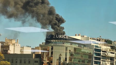 Incendio en edificio de Zurich.