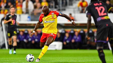 Lens, fútbol francés. Foto: Twitter @RCLens