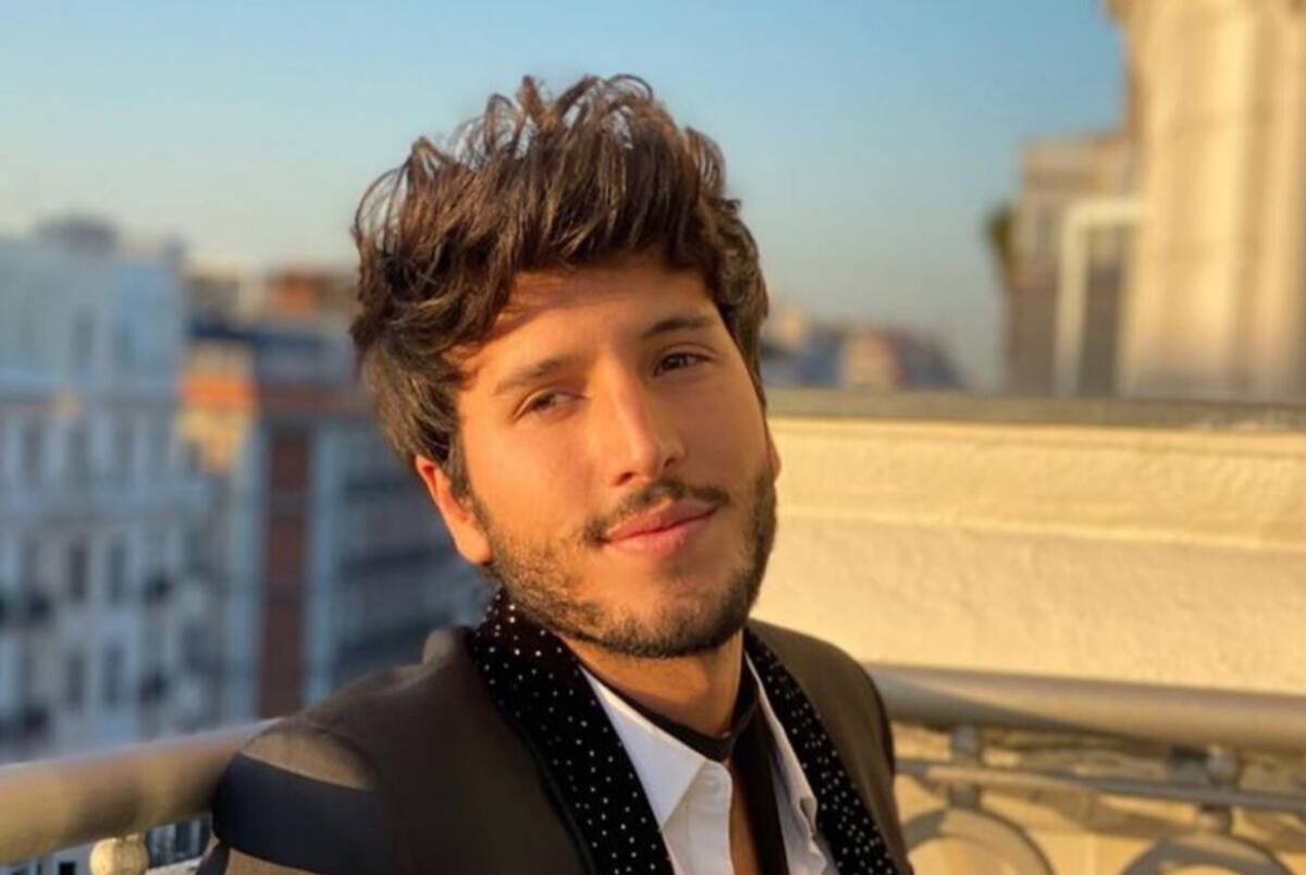 Sebastián Yatra presenta su nuevo disco "Dharma"