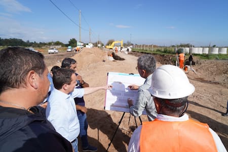 El intendente Andrés Watson monitoreó la intervención urbanística integral planeada para Cariboni.